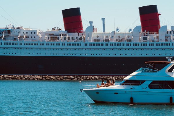 Quels sont les meilleurs itinéraires pour une randonnée dans les montagnes de Zagros en Iran?